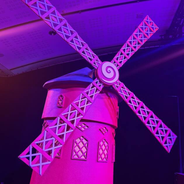 Structure Moulin Rouge